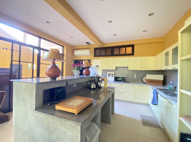 A large family home with private pool for sale in Nam Phrae