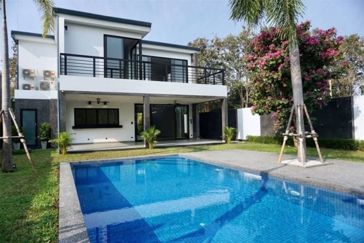 Modern house with a private pool for sale in Hang Dong