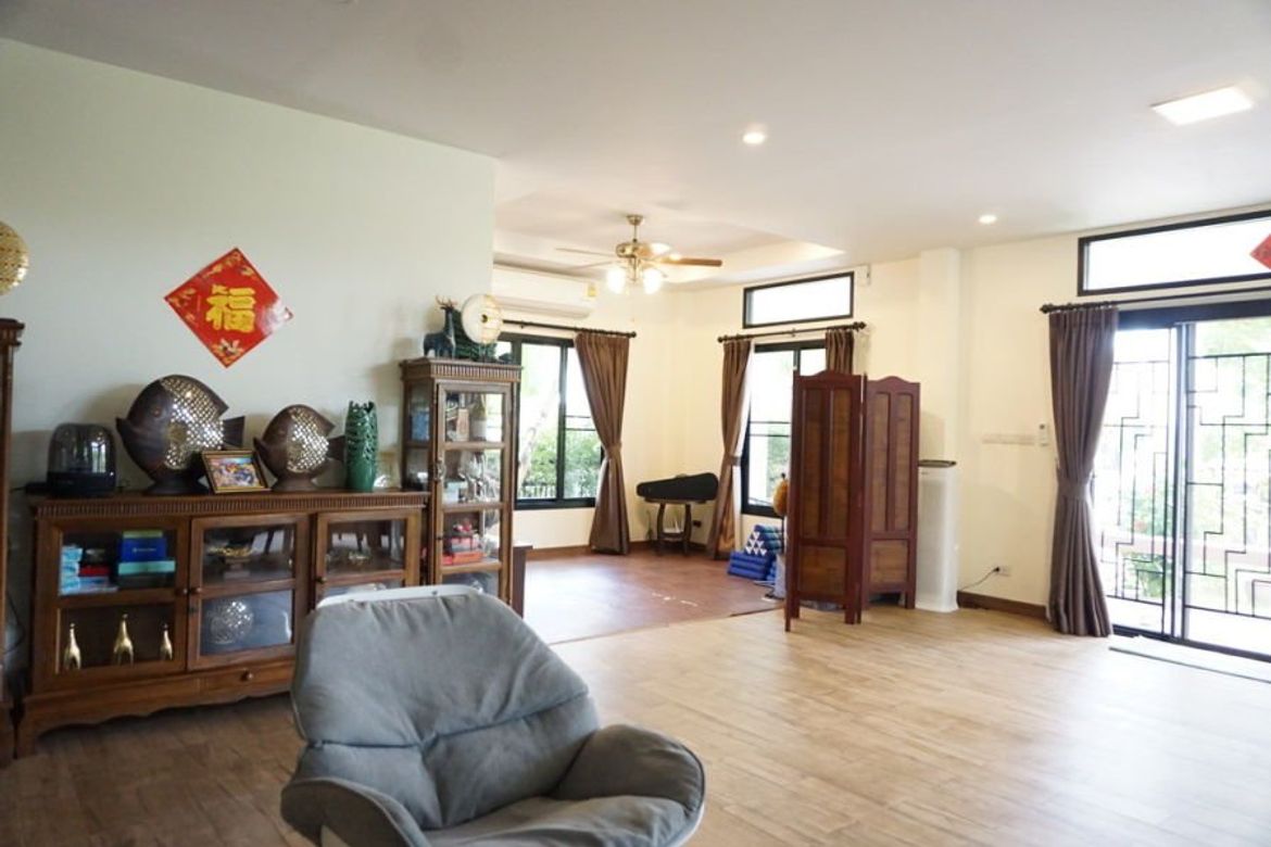 Modern Lanna house for sale in Hang Dong