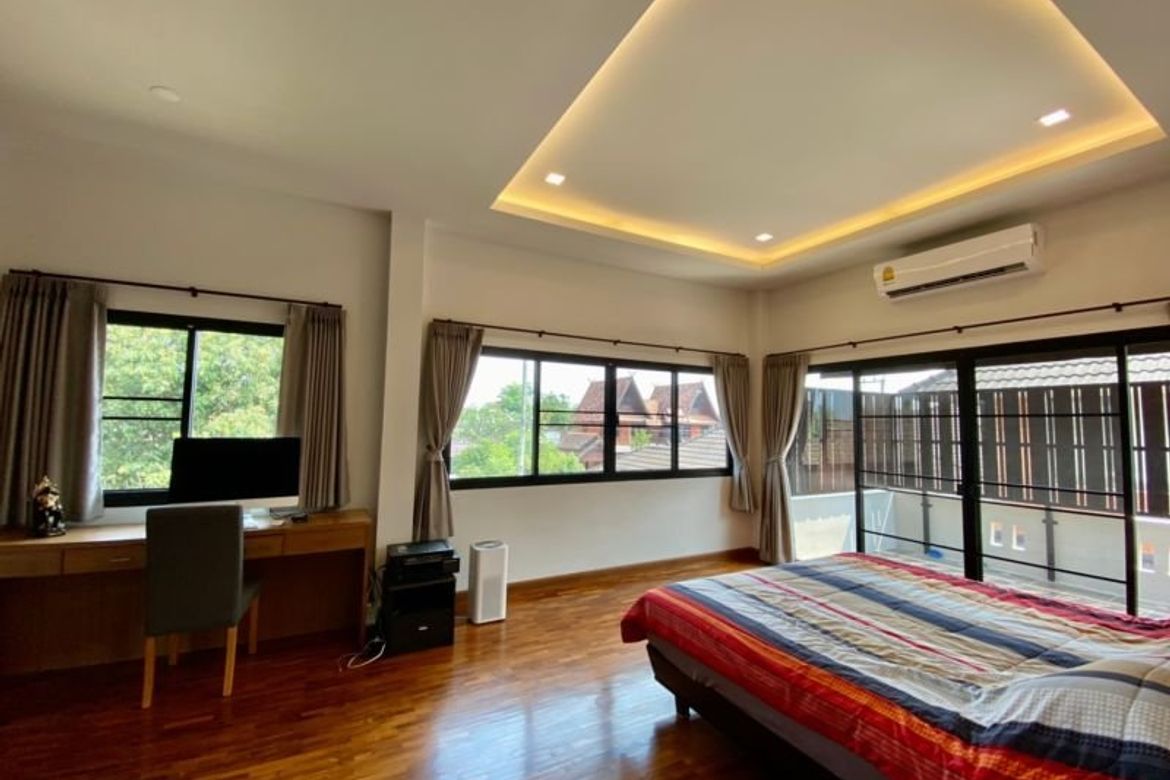 4 bed house for sale in Hang Dong