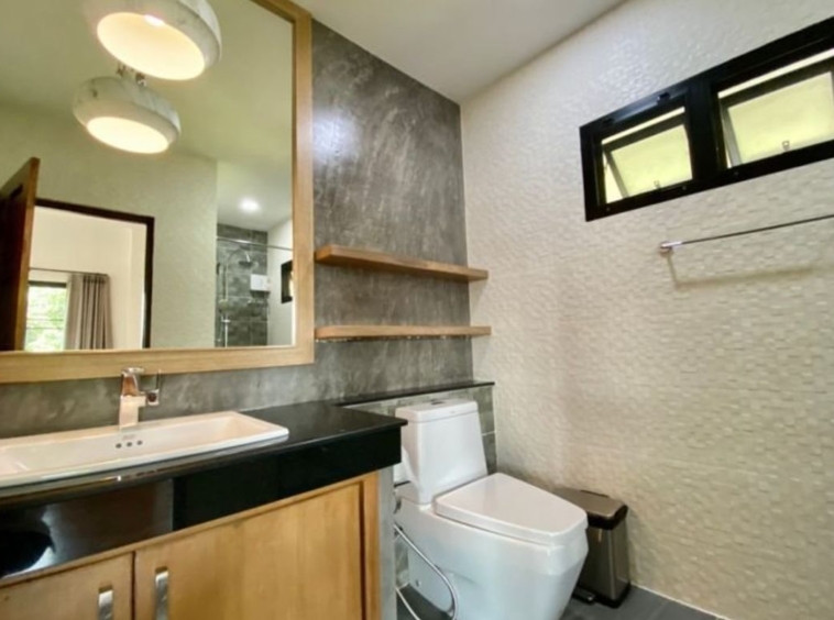 4 bed house for sale in Hang Dong