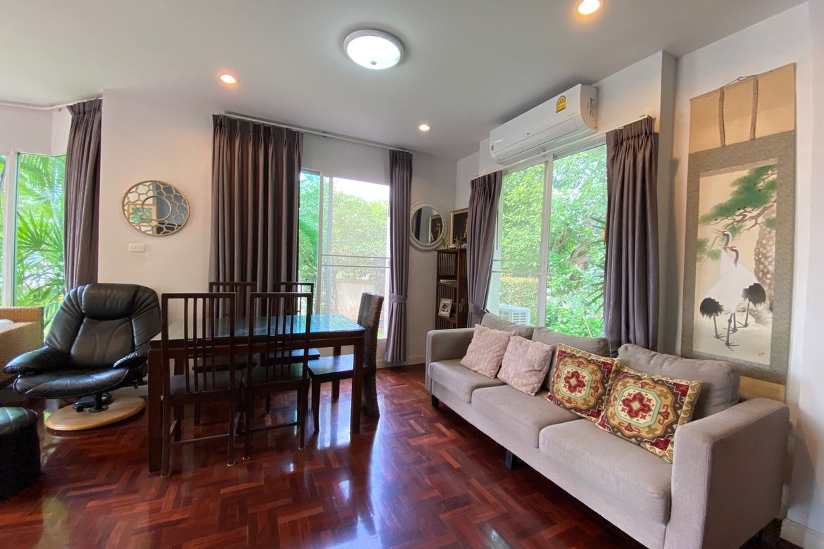 A family house for sale in Hang Dong