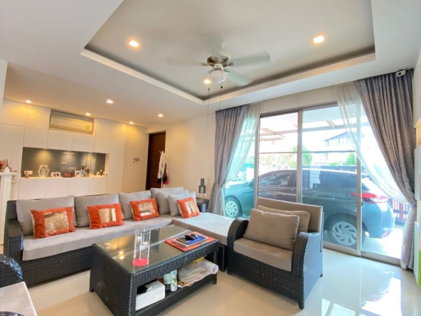 4 Bed modern house for sale in Hang Dong Chiang Mai-P-PHS847