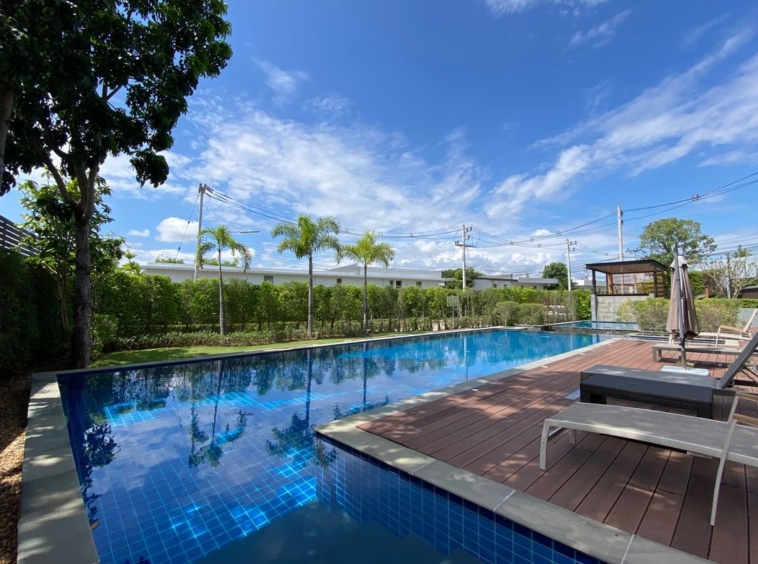 4 Bed modern house for sale in Hang Dong Chiang Mai-P-PHS847