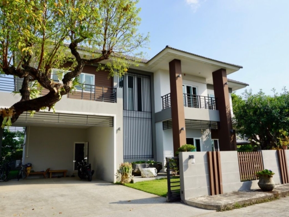 A nice family home for sale in Hang Dong