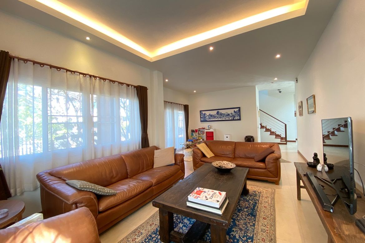 A family home for sale in Hang Dong