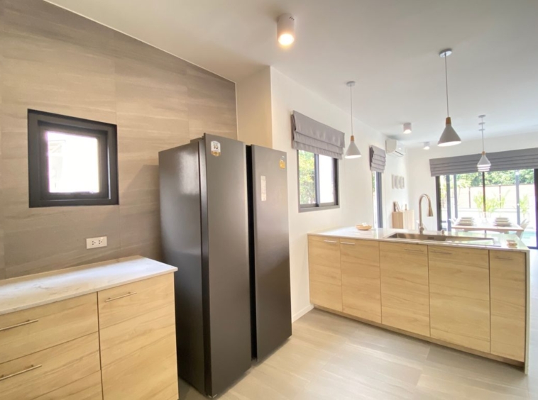 A modern house 3 bed with private pool for sale in Hang Dong