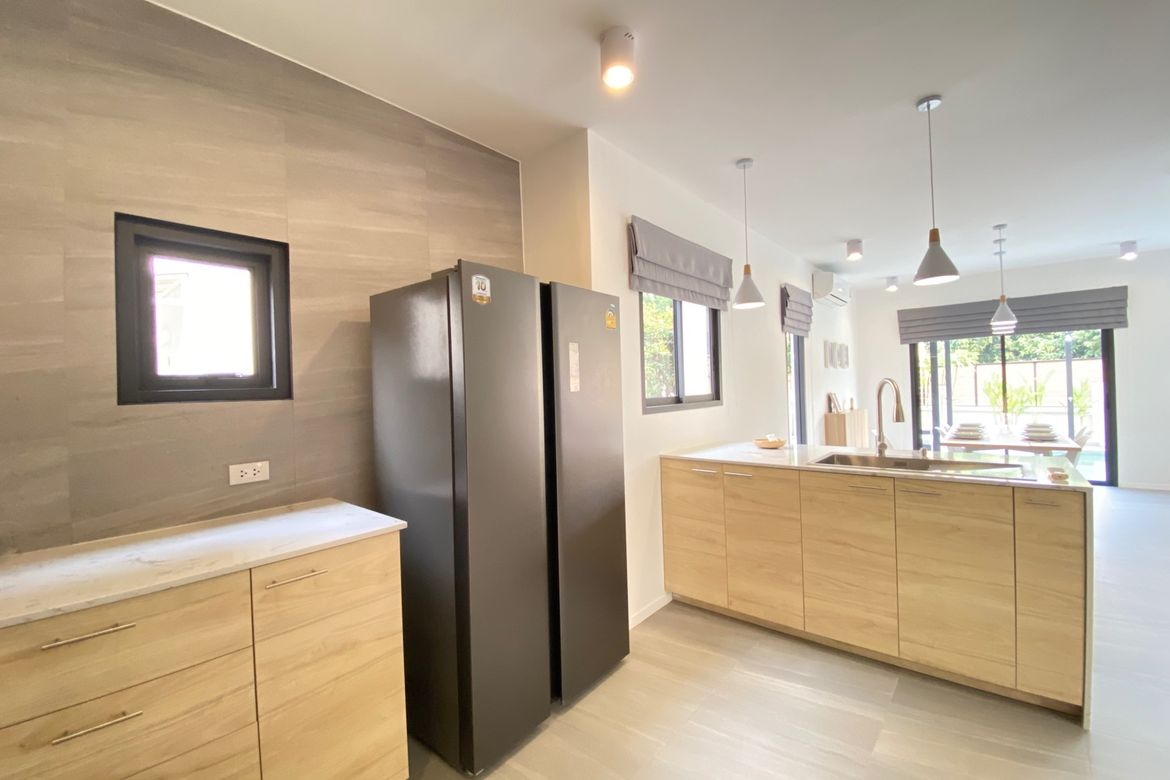 A modern house 3 bed with private pool for sale in Hang Dong