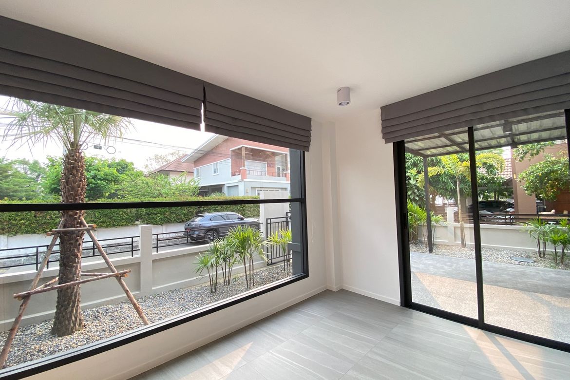 A modern house 3 bed with private pool for sale in Hang Dong