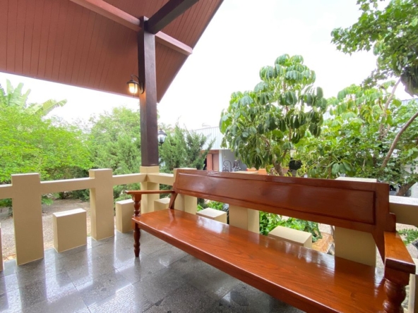 6 bed family home with private pool for sale in Nam Phrae Chiang Mai-P-PHS936