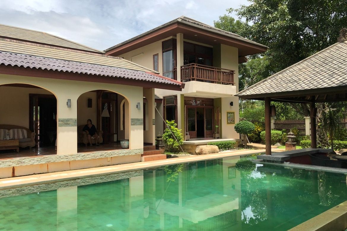 Pool Villa For Sale At Highlands Golf Course-SM-Sta-1103X