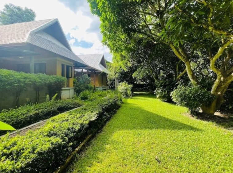 2 Bedroom Villa with Large Garden in Mae Rim.-J-WA006