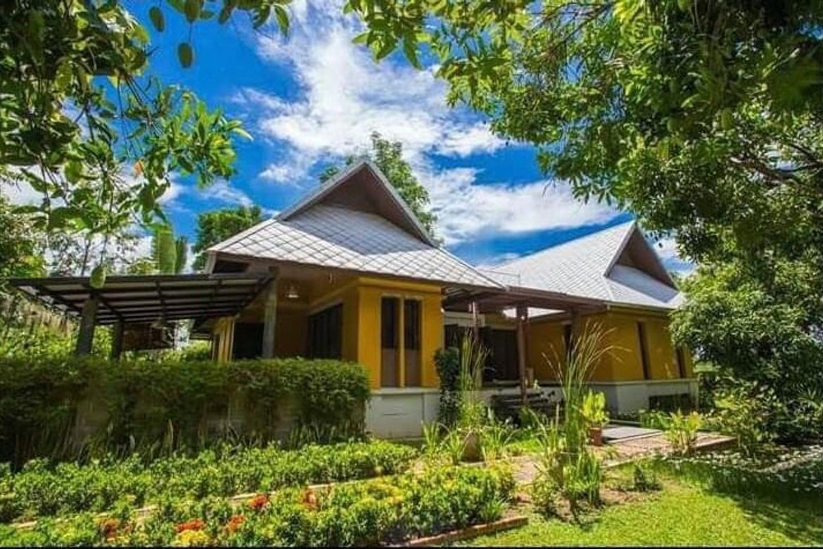 2 Bedroom Villa with Large Garden in Mae Rim.-J-WA006