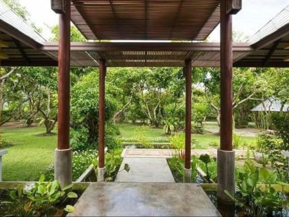 2 Bedroom Villa with Large Garden in Mae Rim.-J-WA006