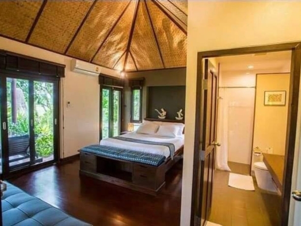 2 Bedroom Villa with Large Garden in Mae Rim.-J-WA006