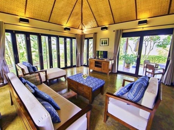 2 Bedroom Villa with Large Garden in Mae Rim.-J-WA006