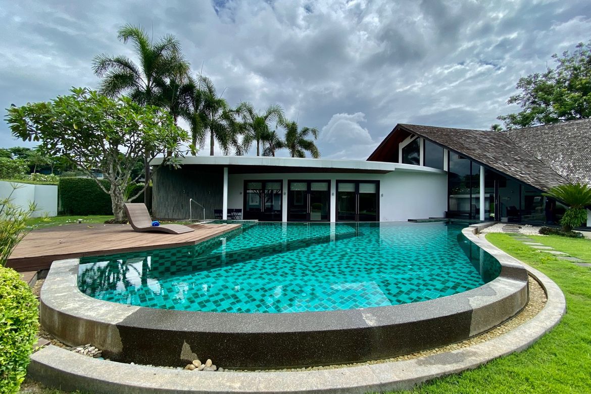 Luxury pool villa for sale in Mae Rim-P-PHR620