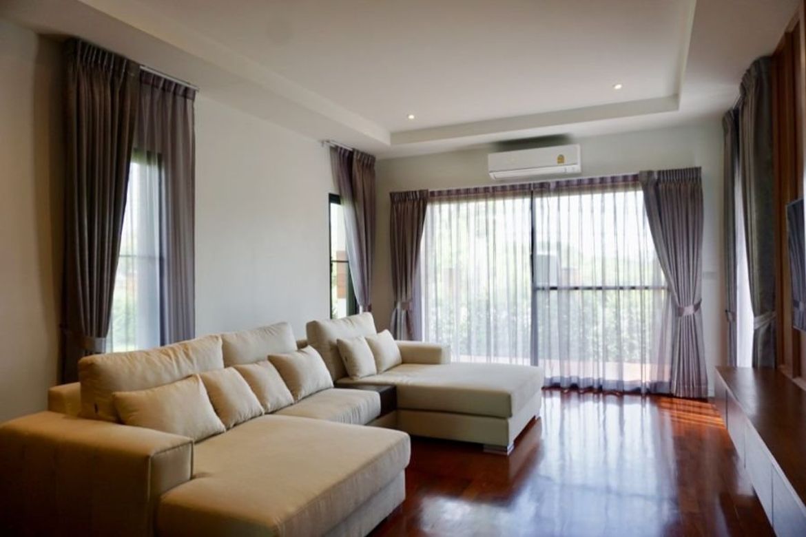 3 bed house for sale at Green Vally Golf Course