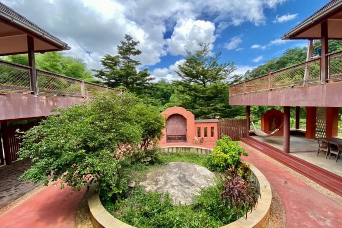 Unique Moutain villa 5 bed for sale in Mae Rim Chiang Mai-P-PHS596