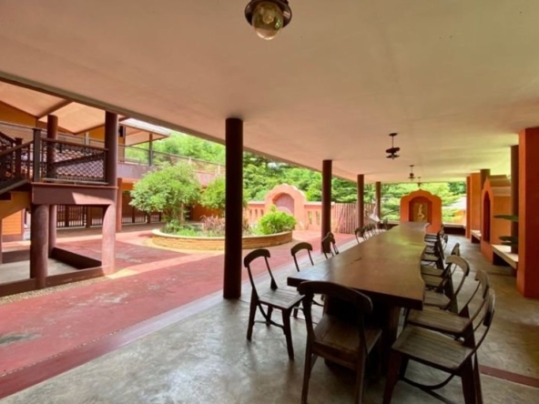 Unique Moutain villa 5 bed for sale in Mae Rim Chiang Mai-P-PHS596