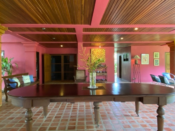 Lanna wooden thai house for sale in Don Kaew