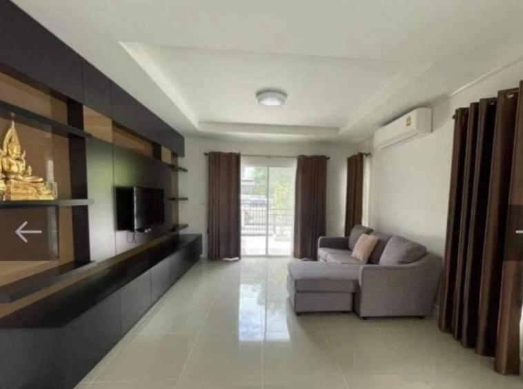 House for sale with furniture near Ruamchok Intersection