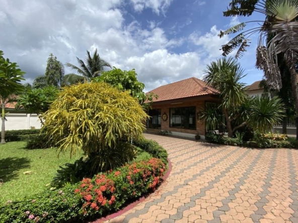 5 Bed house for sale in Muang Chiang Mai-P-PHS440