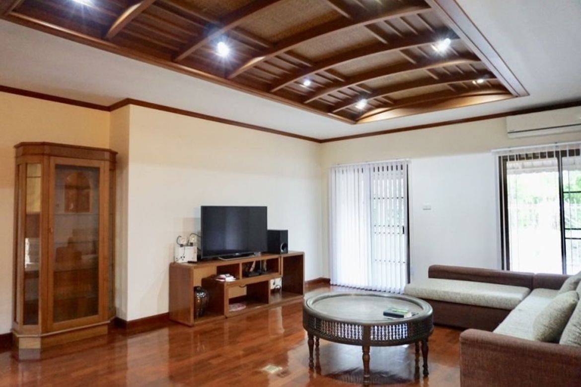 5 Bed house for sale in Muang Chiang Mai-P-PHS440