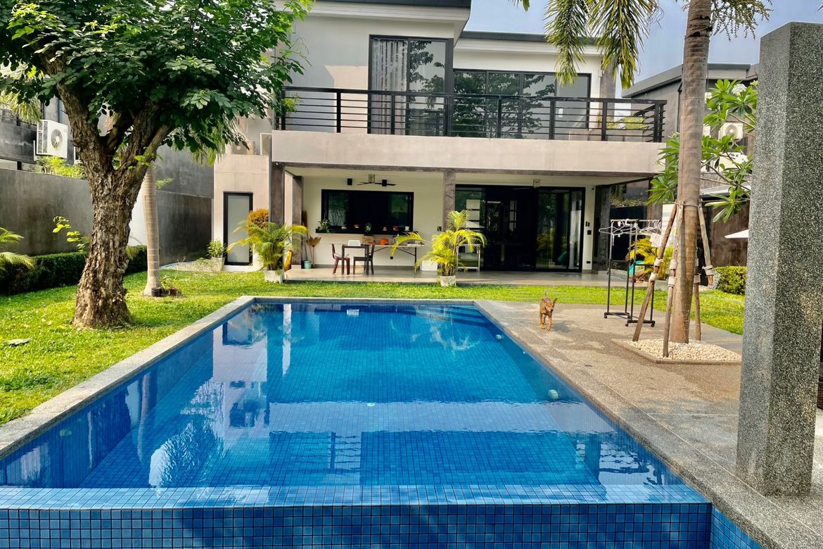 3 ฺฺBedroom Modern Pool Villa for sale in Hang Dong-SM-sta-1325