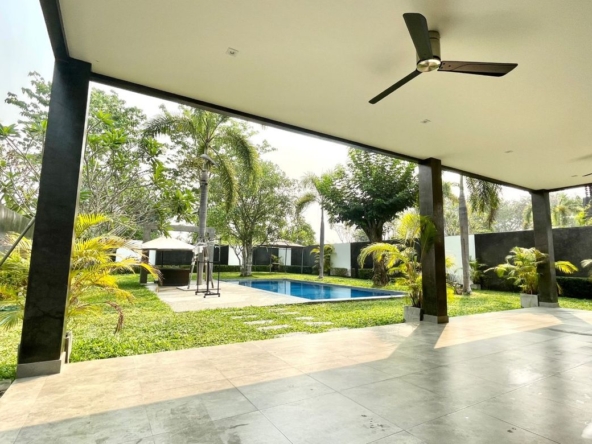 3 ฺฺBedroom Modern Pool Villa for sale in Hang Dong-SM-sta-1325