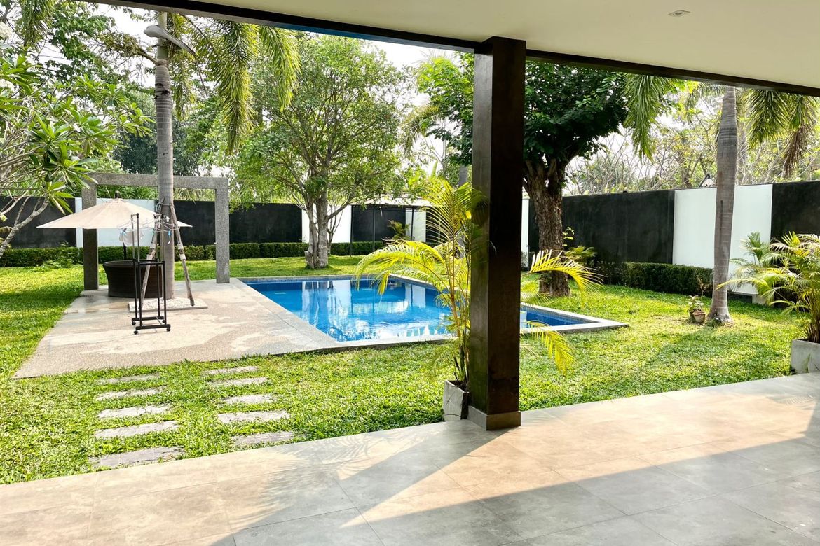 3 ฺฺBedroom Modern Pool Villa for sale in Hang Dong-SM-sta-1325