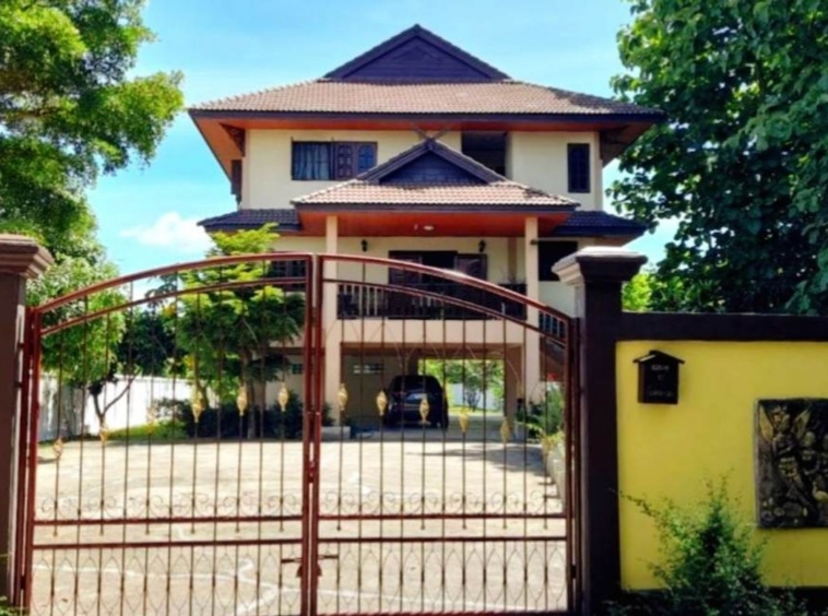 3-storey detached house for sale in Lanna style