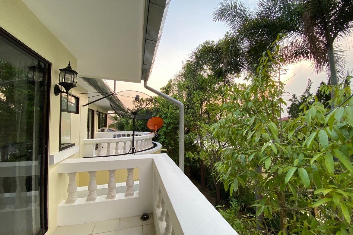 4 Bed house for sale in San Khampeang