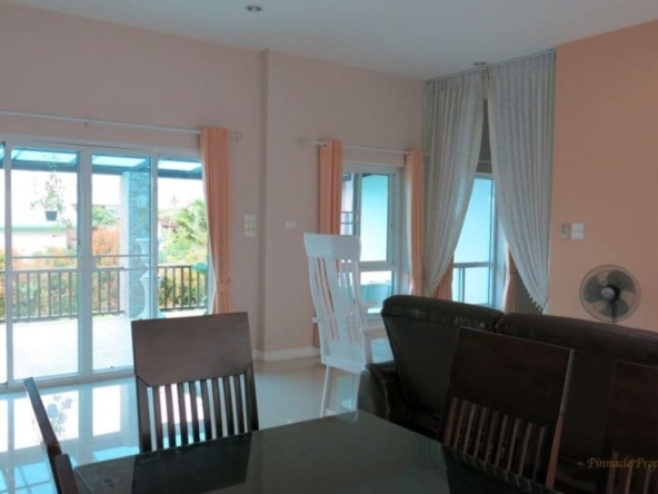 Lovely villa 3 bed for sale in San Sai area