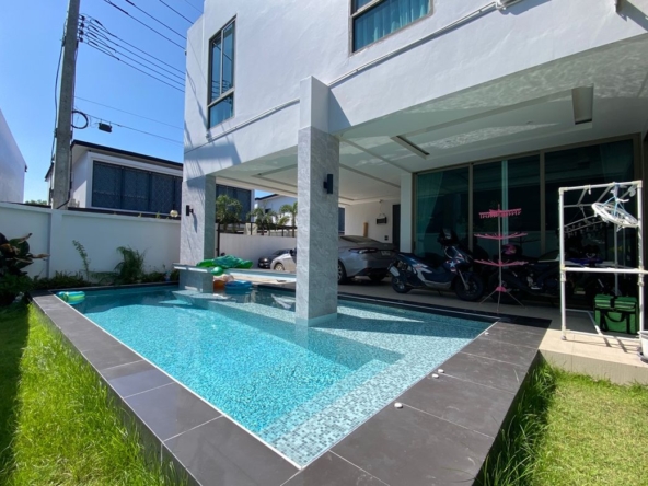 4 bed house with a private pool for sale in San Sai-P-PHS1018