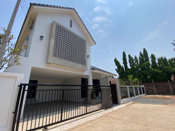 A brand new house 3 bed for sale in San Sai-P-PHS918