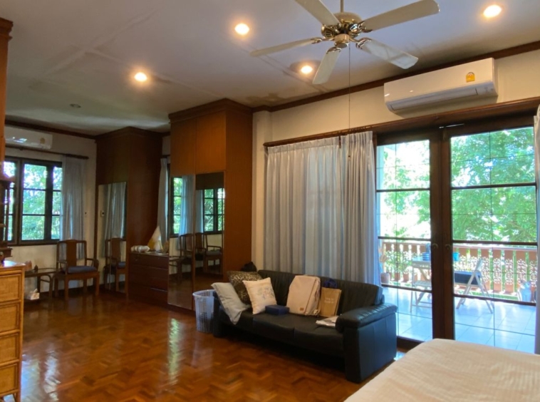 A family home for sale in San Sai