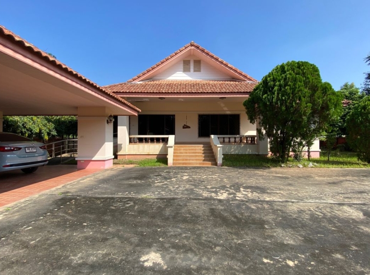 4 Bedroom House for sale-P-PHS1025