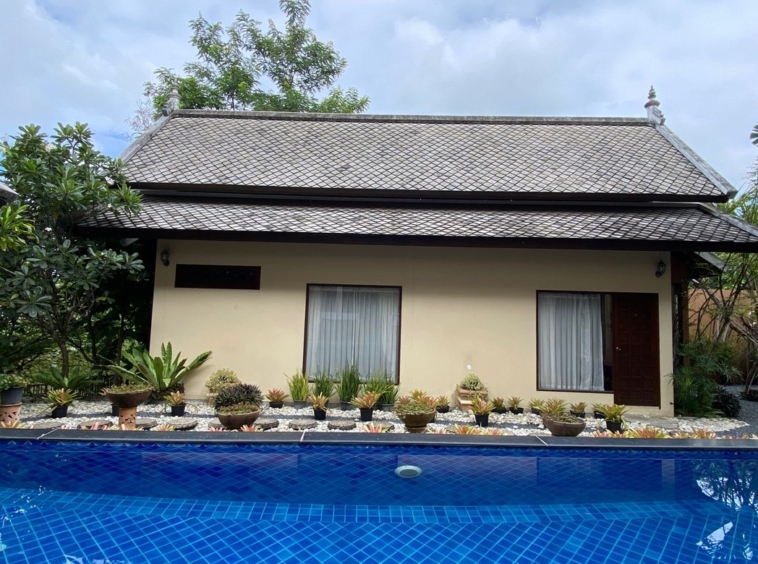 Lanna style house with pool for rent or sale in Doi Saket