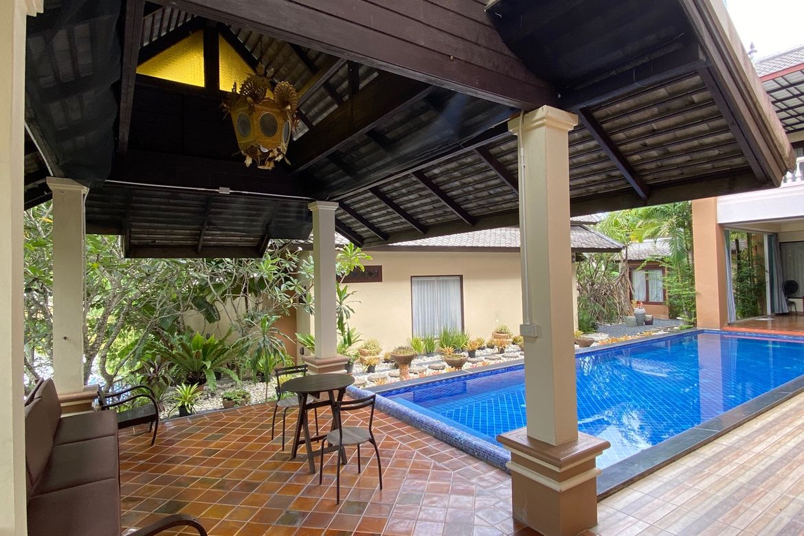 Lanna style house with pool for rent or sale in Doi Saket