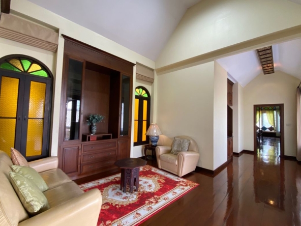 Lanna style house with pool for rent or sale in Doi Saket