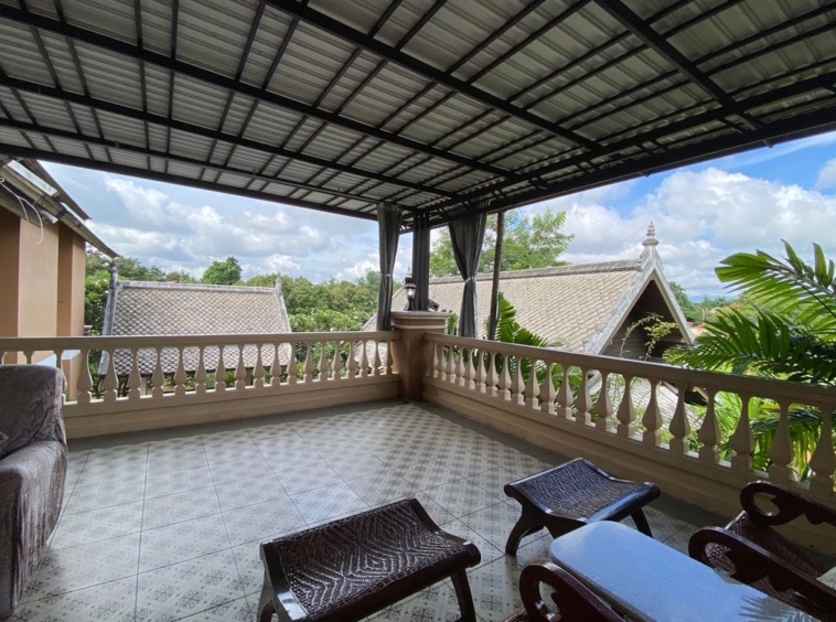 Lanna style house with pool for rent or sale in Doi Saket