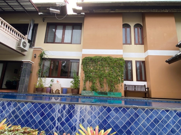 Lanna style house with pool for rent or sale in Doi Saket