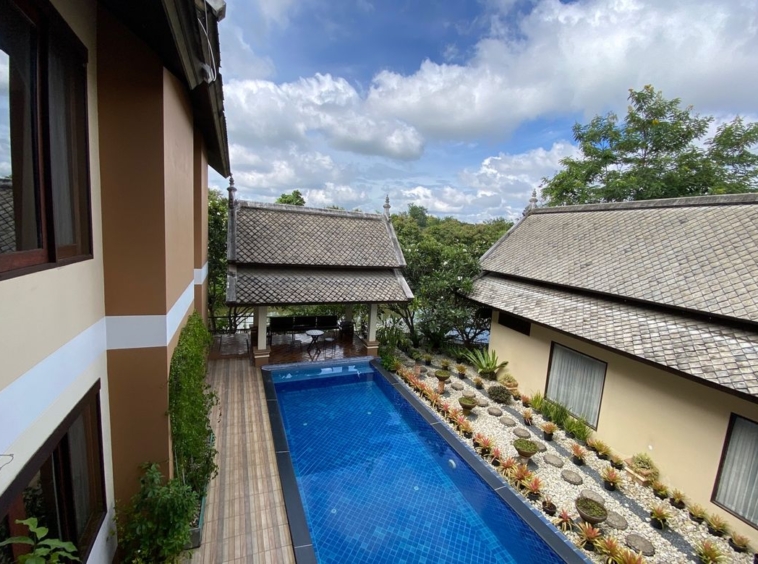 Lanna style house with pool for rent or sale in Doi Saket