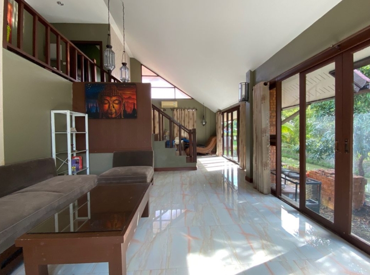 A pool villa with 2 bedroom house for rent or sale in Doi Saket