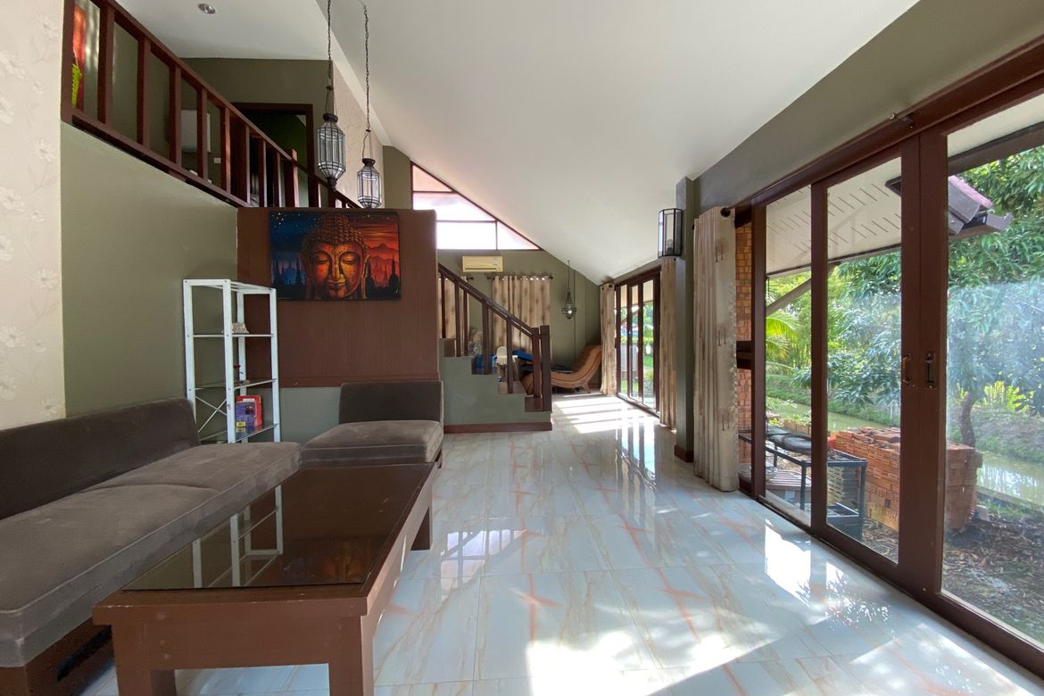 A pool villa with 2 bedroom house for rent or sale in Doi Saket