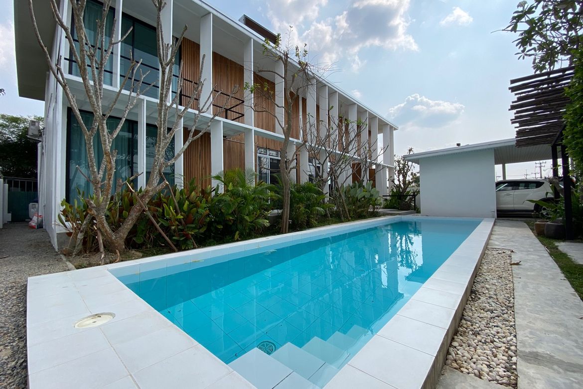 Modern house with 4 bed and private pool for rent or sale in Hang Dong