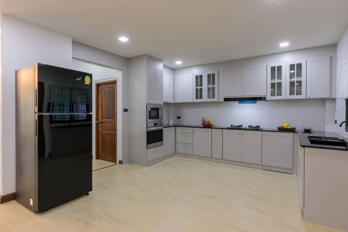 Newly renovated 3 bed with a private pool for sale in Hang Dong