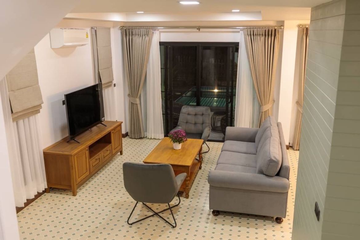 Newly renovated 3 bed with a private pool for sale in Hang Dong