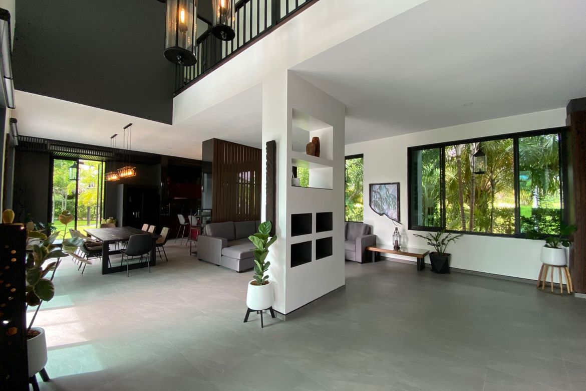 New modern colonial style house for sale in Mae Rim